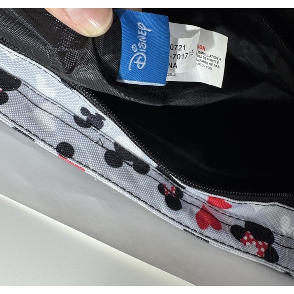 Disney Mickey & Minnie Zip Top Iconic Print Heart Travel Tote Bag - Picture 10 of 14